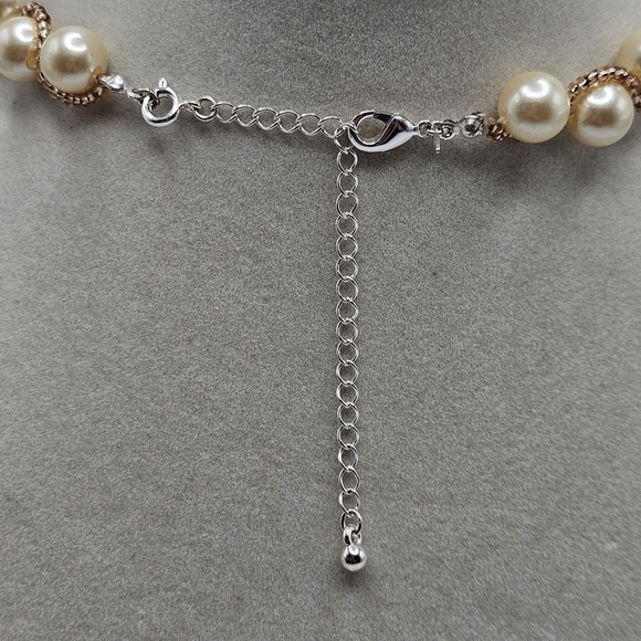 VINTAGE SHB Shofel Bros Wrapped Faux Pearl Gold Tone Beaded Strand Necklace - Picture 5 of 7